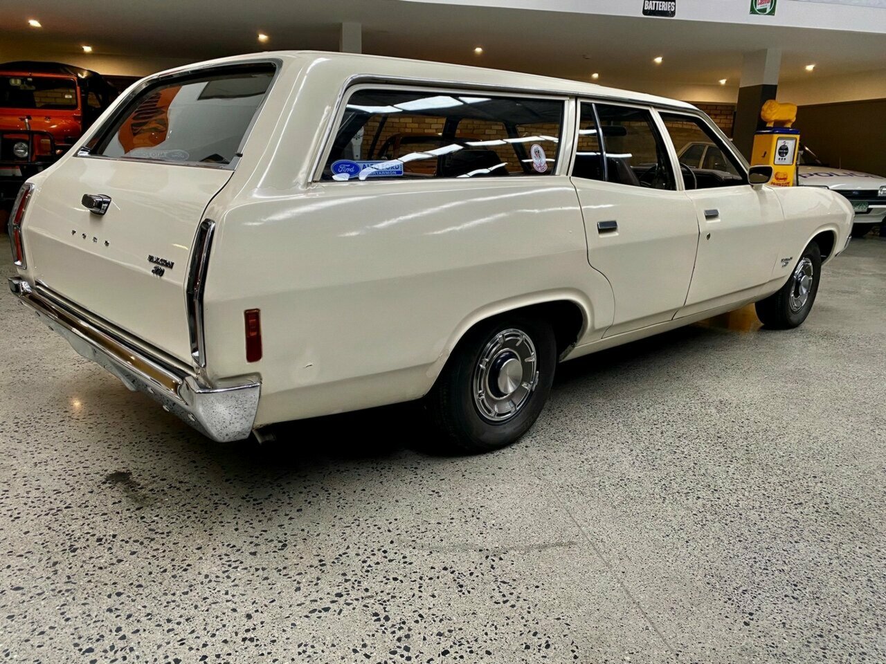 1973 FORD FALCON XA 2 SP MANUAL 5D WAGON