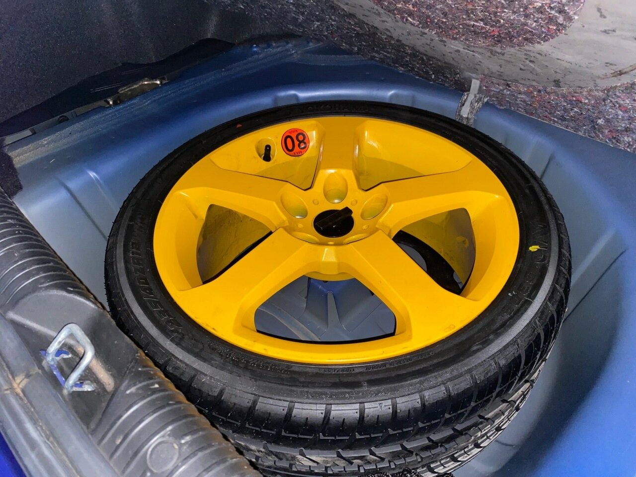 2005 HOLDEN SPECIAL VEHICLES CLUBSPORT VZ R8 6 SP MANUAL 4D SEDAN