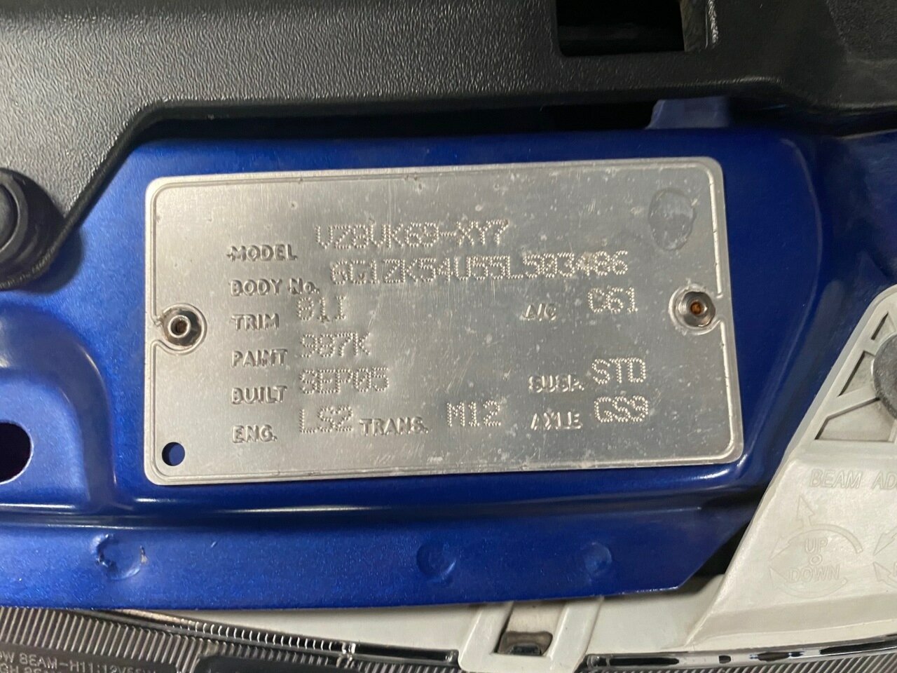 2005 HOLDEN SPECIAL VEHICLES CLUBSPORT VZ R8 6 SP MANUAL 4D SEDAN