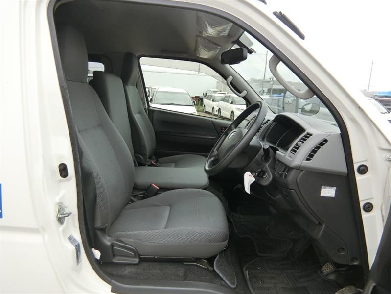 2013 TOYOTA HIACE WHEELCHAIR ACCESS WELCAB AUTOMATIC WAGON