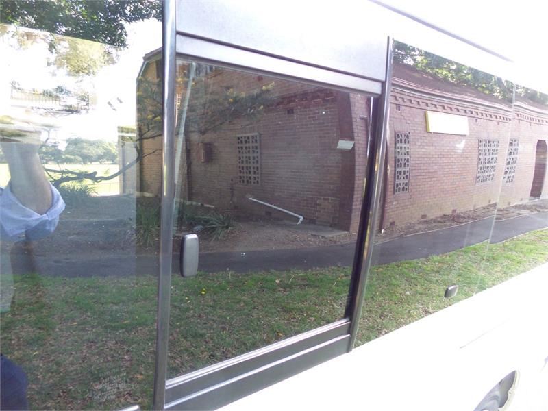 2013 TOYOTA HIACE KDH206 AUTOMATIC WINDOW VAN