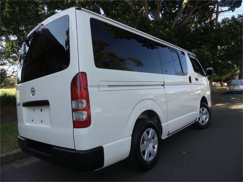 2013 TOYOTA HIACE KDH206 AUTOMATIC WINDOW VAN