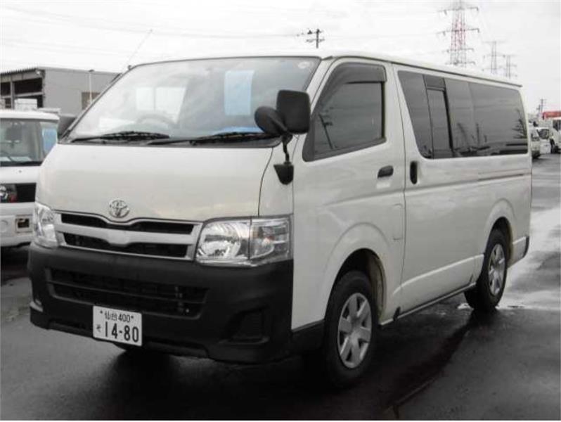 2013 TOYOTA HIACE KDH206 AUTOMATIC VAN