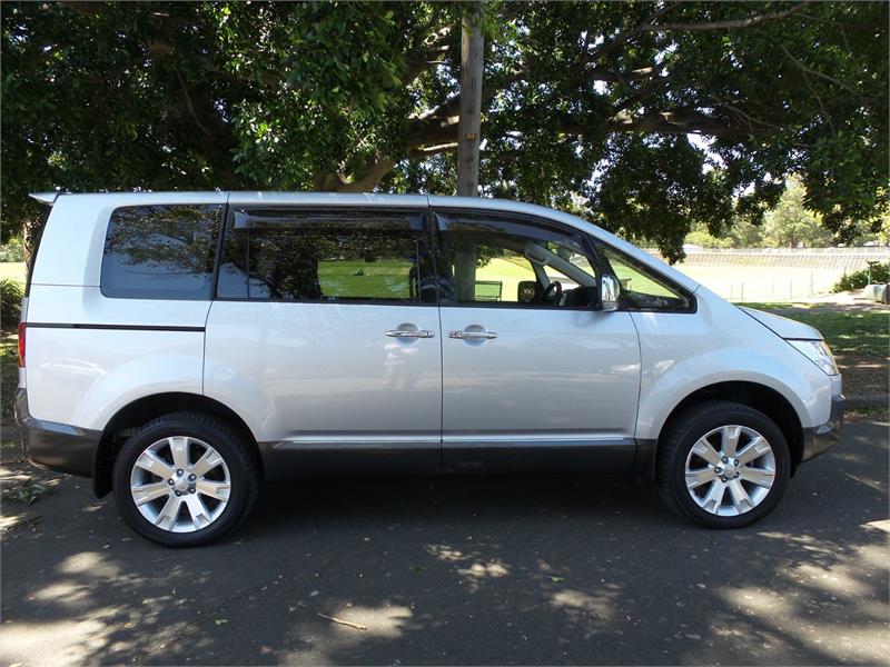 2015 MITSUBISHI DELICA CV5W AUTOMATIC VAN WAGON