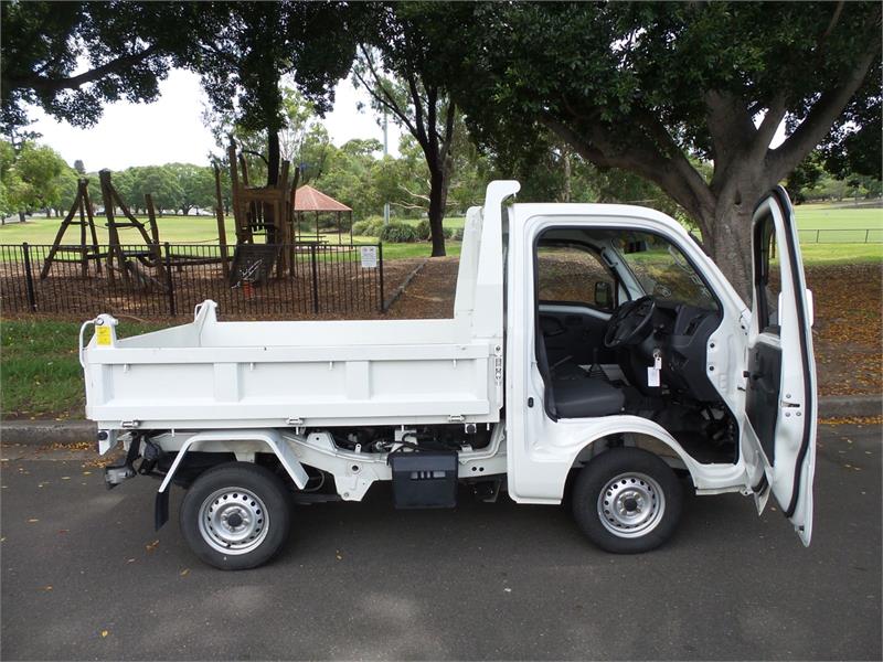 2015 DAIHATSU HIJET S510P 4WD MANUAL TIPPER TRUCK