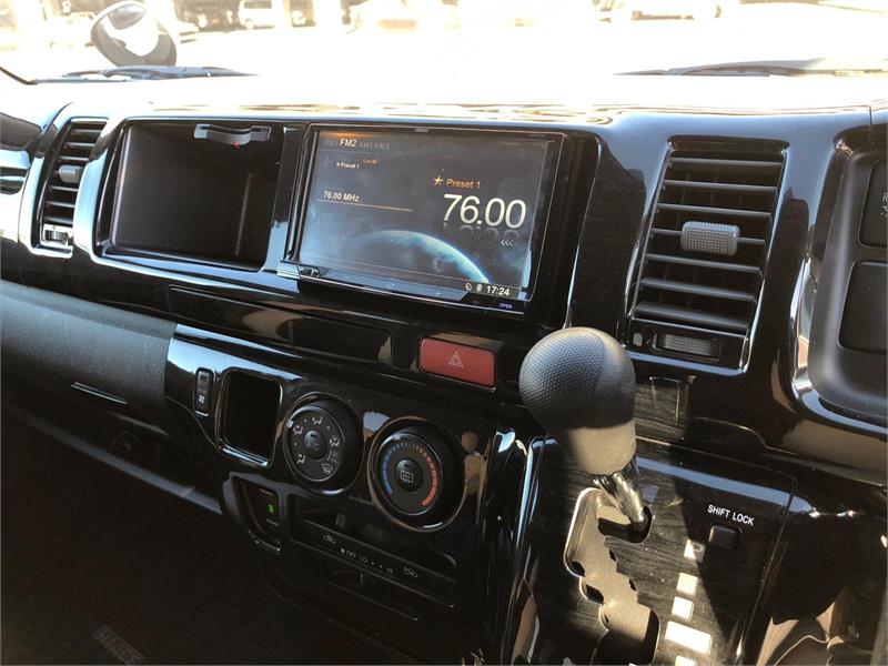 2009 TOYOTA HIACE TRH229R MY09 UPGRADE 4WD GRAND CABIN SLWB AUTOMATIC COMMUTER
