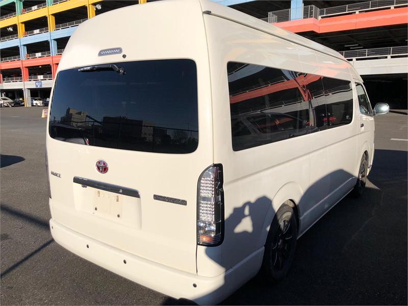 2009 TOYOTA HIACE TRH229R MY09 UPGRADE 4WD GRAND CABIN SLWB AUTOMATIC COMMUTER