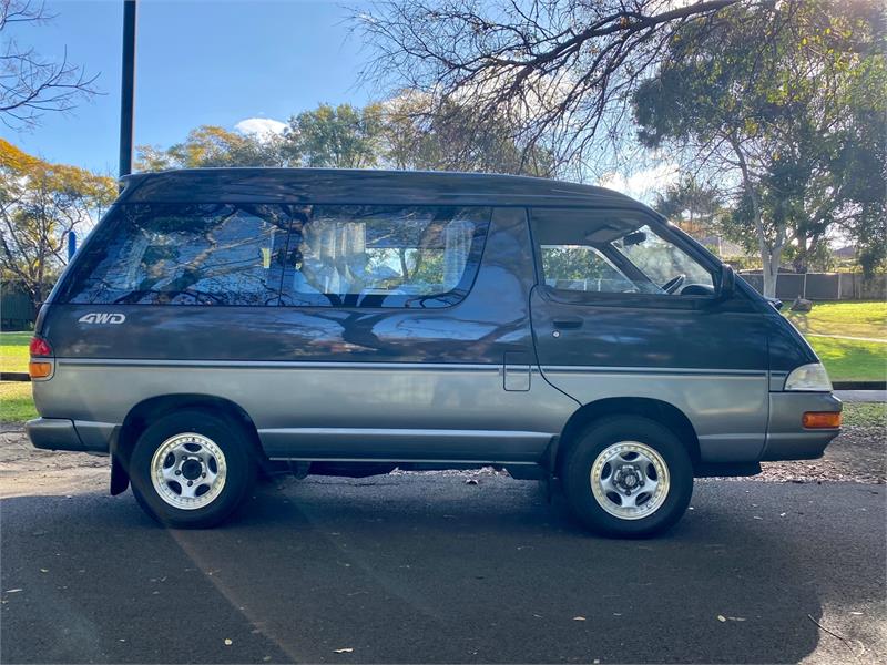1994 TOYOTA TOWNACE 4WD SUPER EXTRA AUTOMATIC CAMPER VAN