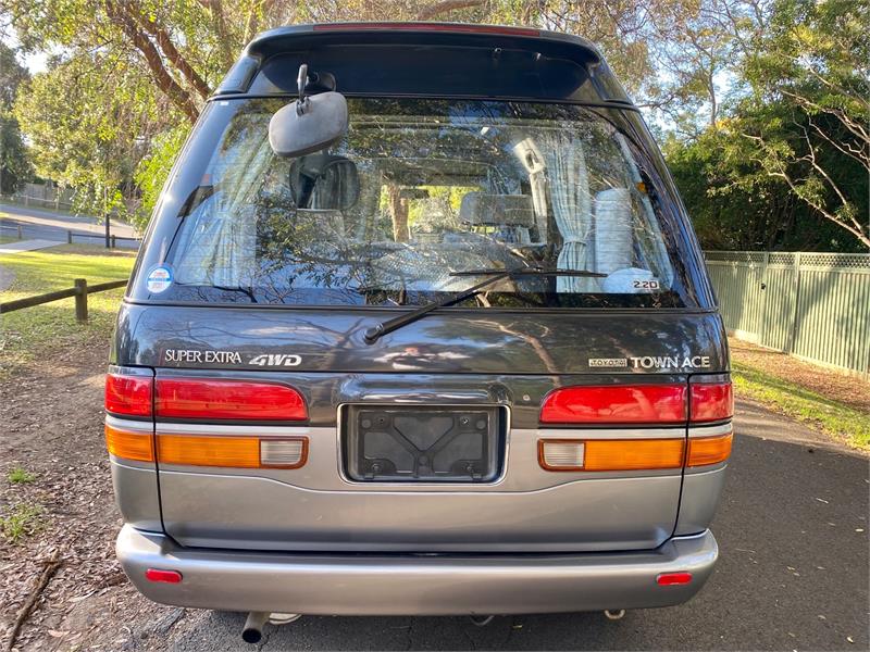 1994 TOYOTA TOWNACE 4WD SUPER EXTRA AUTOMATIC CAMPER VAN