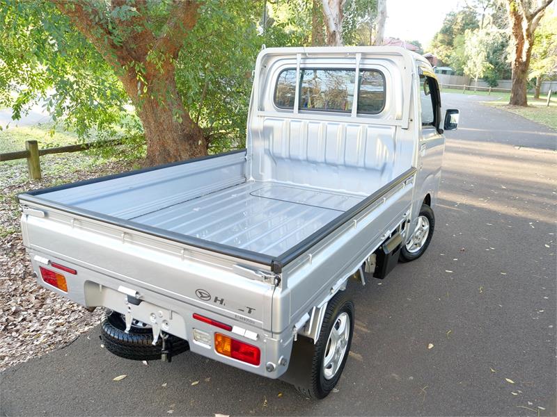 2015 DAIHATSU HIJET 4WD BABY BEAST AUTOMATIC UTILITY TRUCK