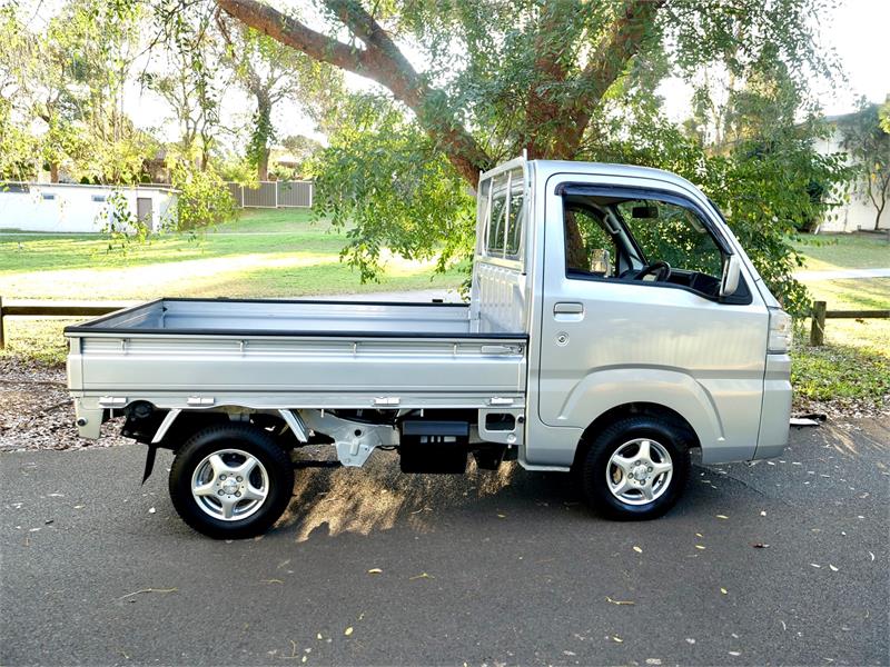 2015 DAIHATSU HIJET 4WD BABY BEAST AUTOMATIC UTILITY TRUCK