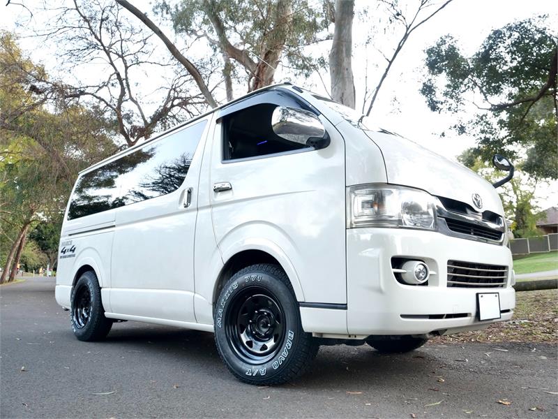 2008 TOYOTA HIACE KDH206R REGIUS ACE S-GL 4WD 5 SEATS AUTOMATIC VAN
