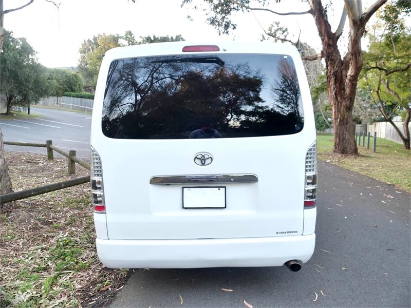 2008 TOYOTA HIACE KDH206R REGIUS ACE S-GL 4WD 5 SEATS AUTOMATIC VAN