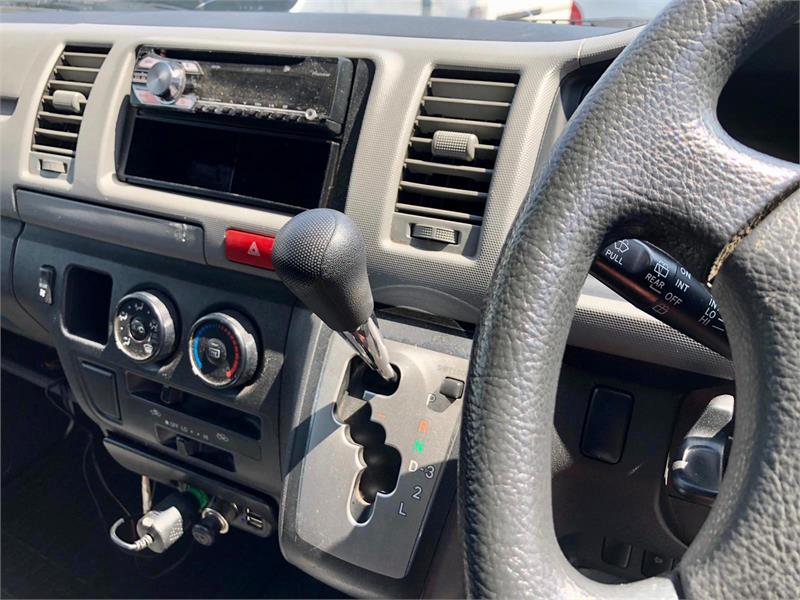 2012 TOYOTA HIACE KDH206R MY12 UPGRADE 4WD CAMPER AUTOMATIC WAGON