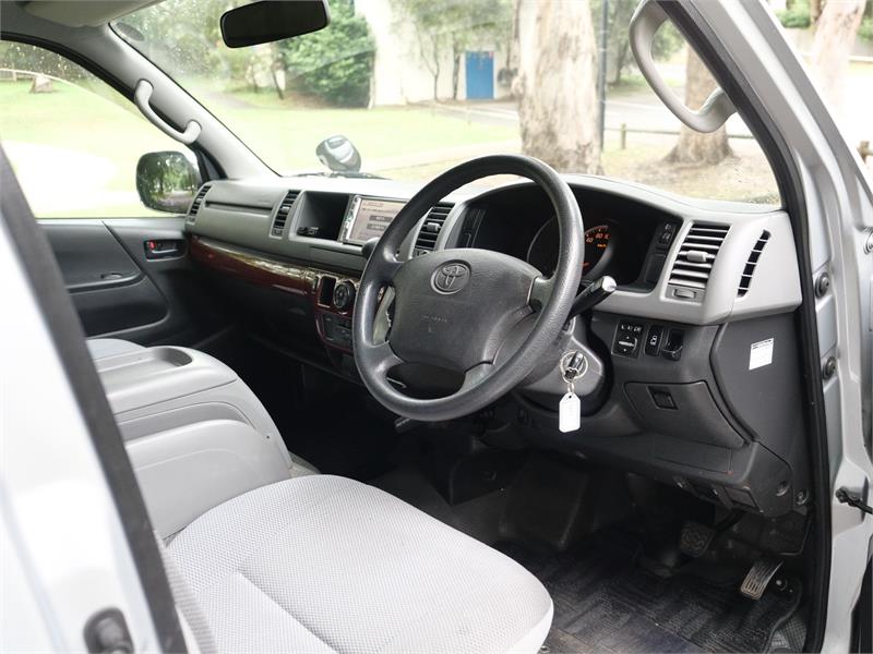2007 TOYOTA HIACE TRH219R MY07 UPGRADE DX 4WD AUTOMATIC WAGON