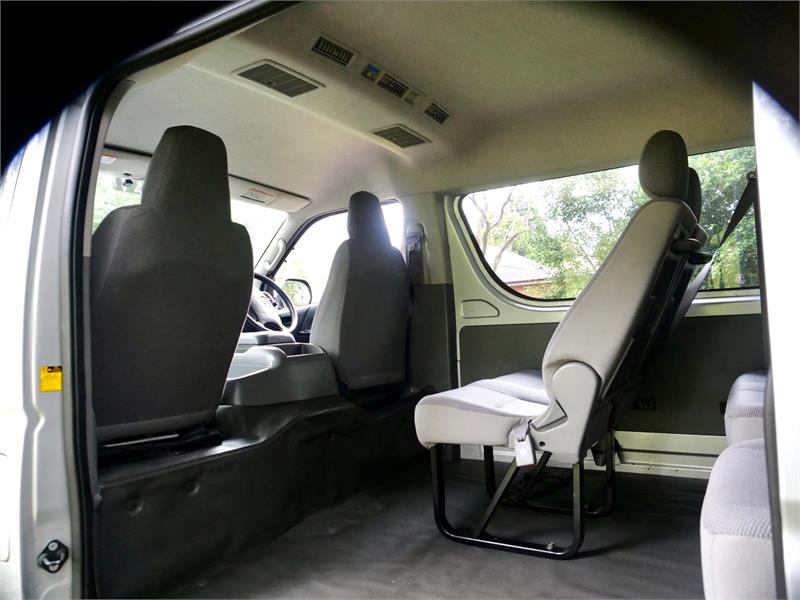 2007 TOYOTA HIACE TRH219R MY07 UPGRADE DX 4WD AUTOMATIC WAGON