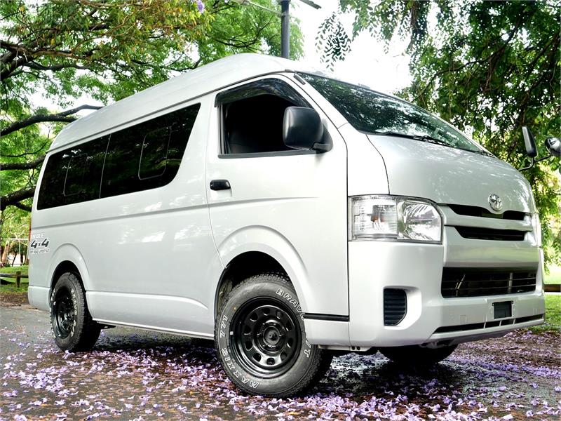 2015 TOYOTA HIACE KDH206R MY15 UPGRADE 4WD AUTOMATIC CAMPER WAGON