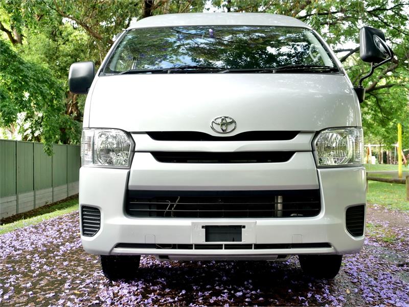 2015 TOYOTA HIACE KDH206R MY15 UPGRADE 4WD AUTOMATIC CAMPER WAGON