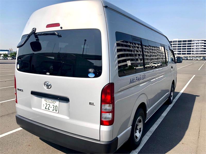 2014 TOYOTA HIACE TRH228R MY14 UPGRADE 4WD GRAND CABIN COMMUTER AUTOMATIC CAMPER