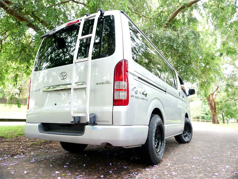2005 TOYOTA HIACE KDH205R MY06 UPGRADE SUPER GL 4WD AUTOMATIC WAGON CAMPER