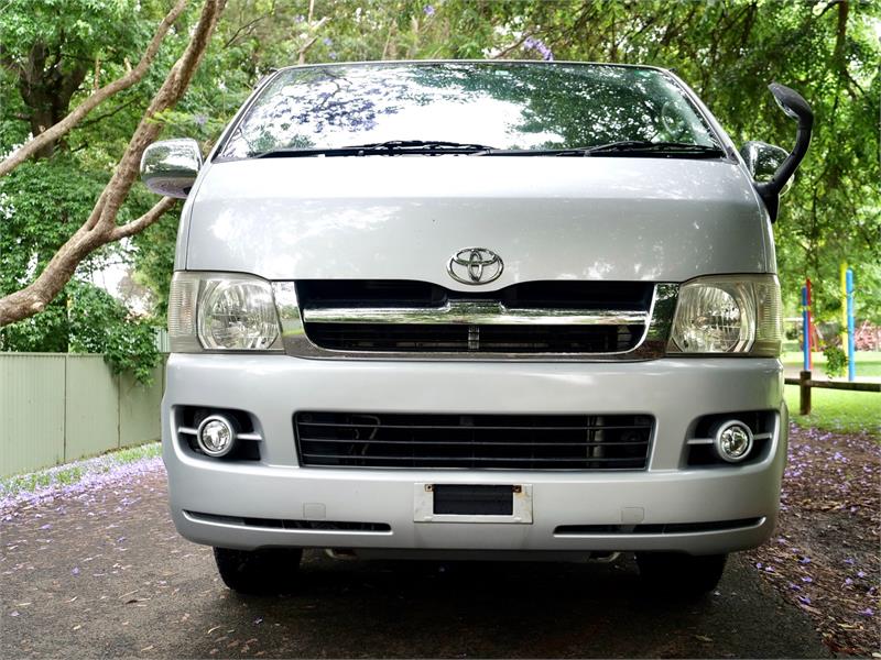 2005 TOYOTA HIACE KDH205R MY06 UPGRADE SUPER GL 4WD AUTOMATIC WAGON CAMPER