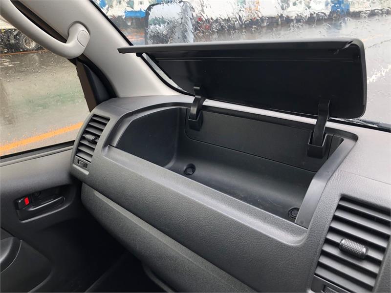 2016 TOYOTA HIACE KDH206 VAN