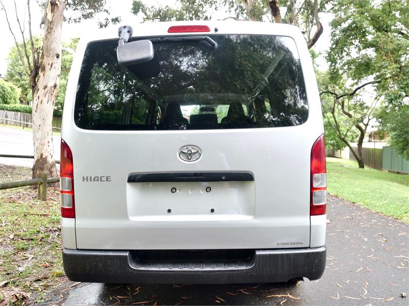 2016 TOYOTA HIACE KDH206 VAN