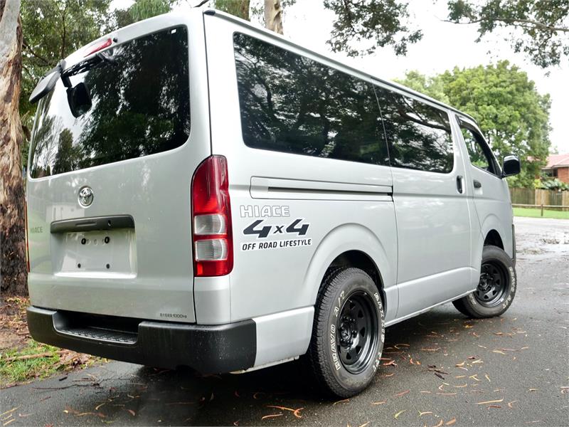 2016 TOYOTA HIACE KDH206 VAN