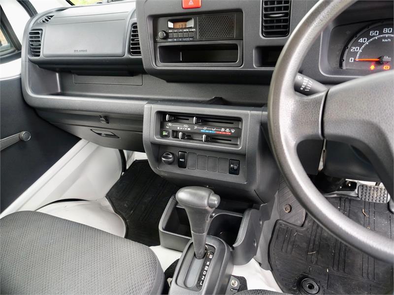 2017 DAIHATSU HI-JET 4WD TIPPER