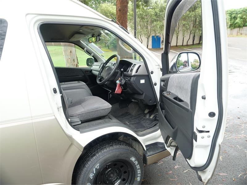 2008 TOYOTA HIACE TRH229 GRAND CABIN SLWB VAN