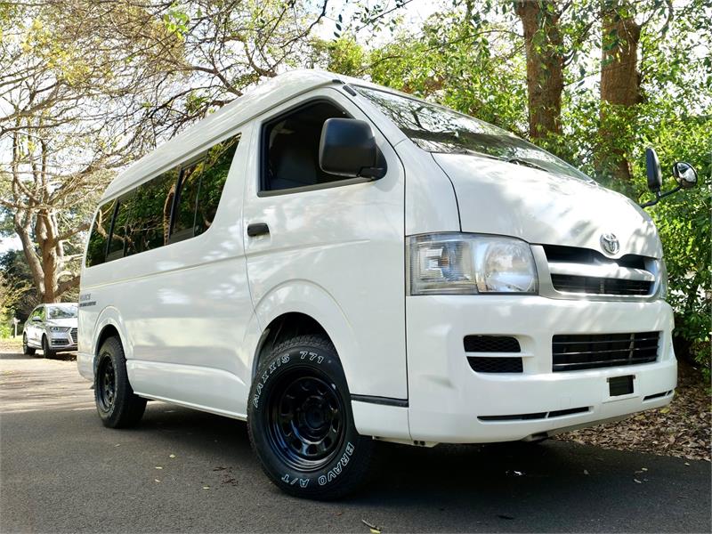 2006 TOYOTA HIACE H/R 2WD 6 SEATS AUTOMATIC VAN