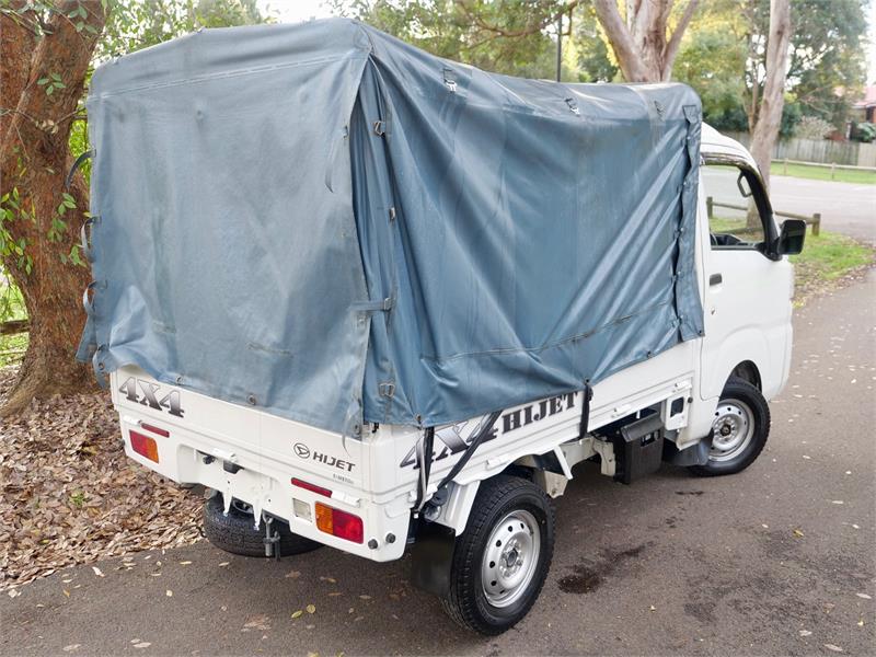 2017 DAIHATSU HIJET 4WD CARGO HIGH ROOF AUTOMATIC UTE