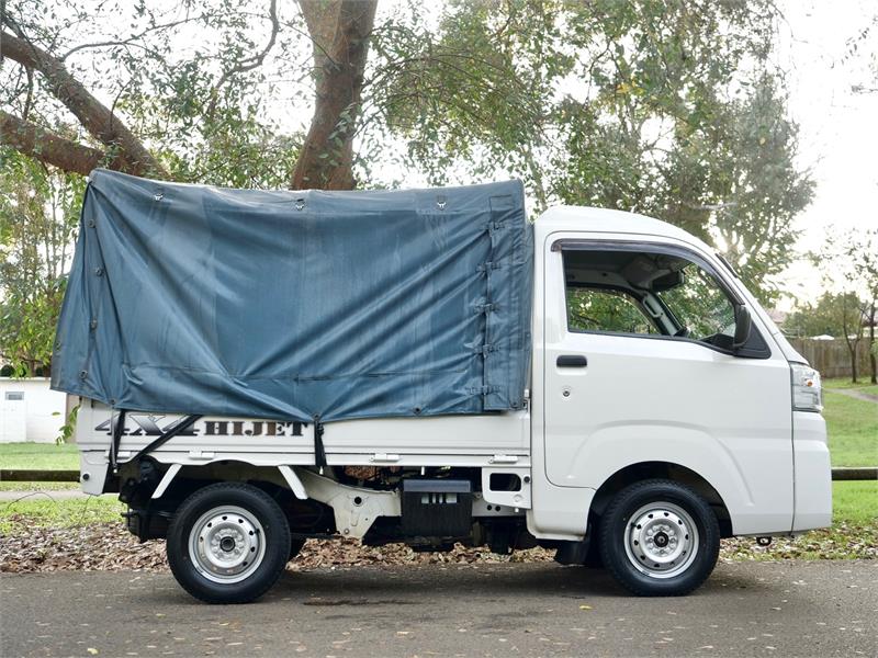 2017 DAIHATSU HIJET 4WD CARGO HIGH ROOF AUTOMATIC UTE