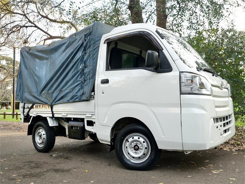 2017 DAIHATSU HIJET 4WD CARGO HIGH ROOF AUTOMATIC UTE