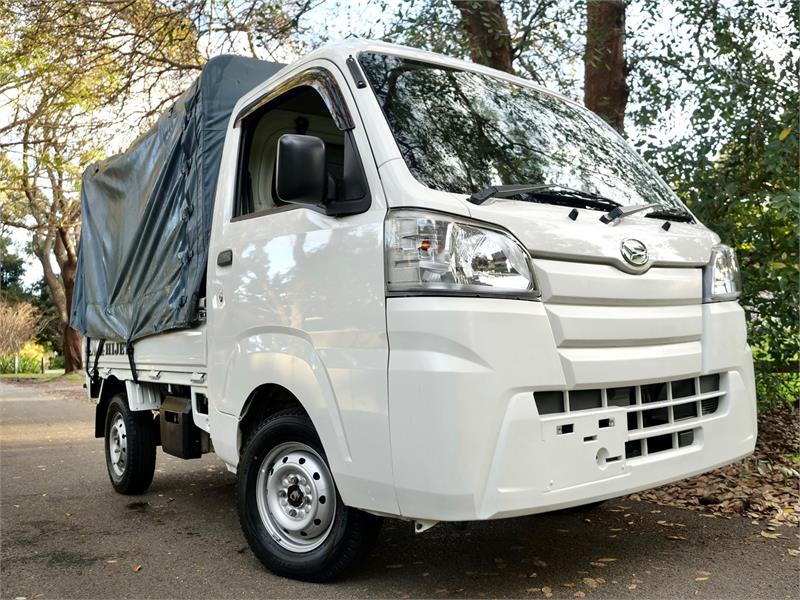 2017 DAIHATSU HIJET 4WD CARGO HIGH ROOF AUTOMATIC UTE