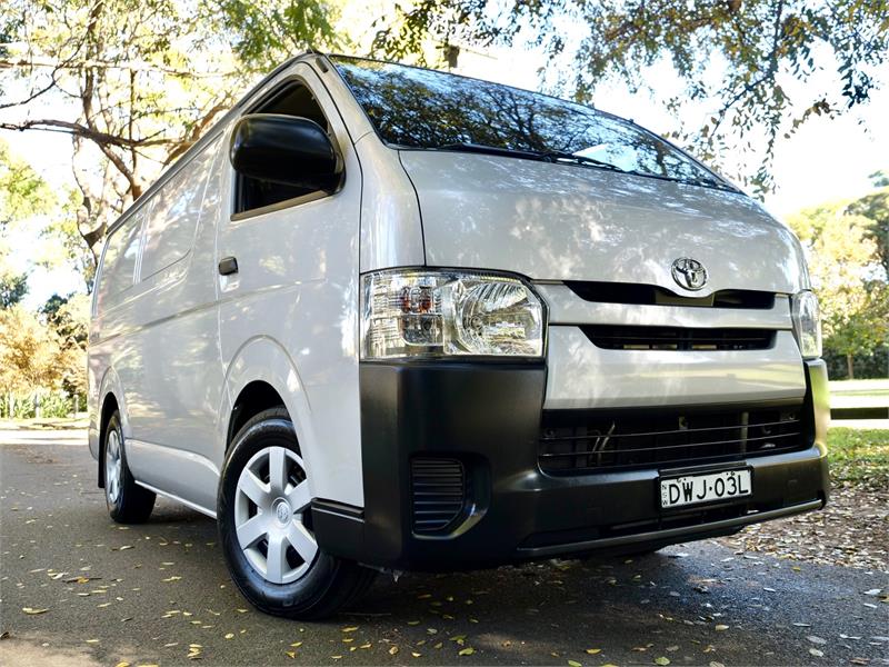 2018 TOYOTA HIACE KDH201R MY16 LWB 4 SP AUTOMATIC 4D VAN