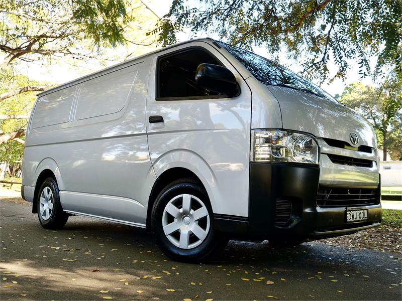 2018 TOYOTA HIACE KDH201R MY16 LWB 4 SP AUTOMATIC 4D VAN