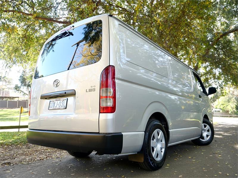 2018 TOYOTA HIACE KDH201R MY16 LWB 4 SP AUTOMATIC 4D VAN