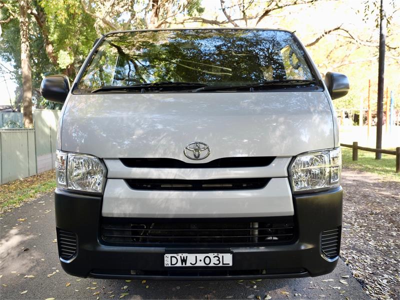 2018 TOYOTA HIACE KDH201R MY16 LWB 4 SP AUTOMATIC 4D VAN