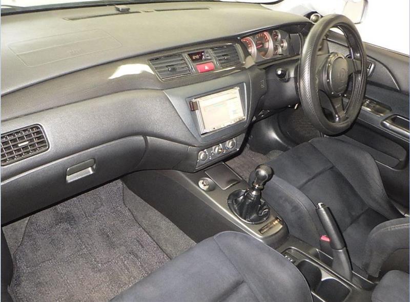 2004 MITSUBISHI LANCER EVO VIII MR MANUAL SEDAN