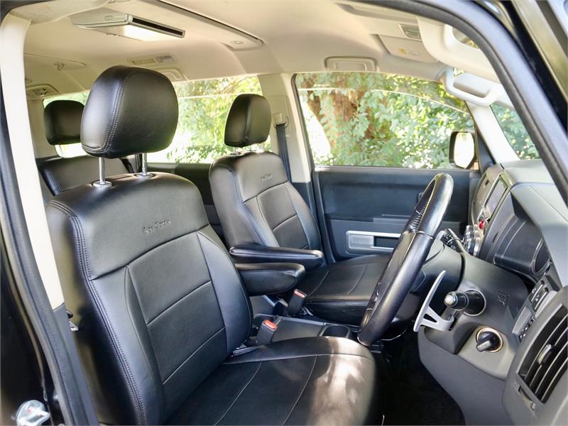 2012 MITSUBISHI DELICA G-NAVI D5 8 SEATER AUTOMATIC WAGON