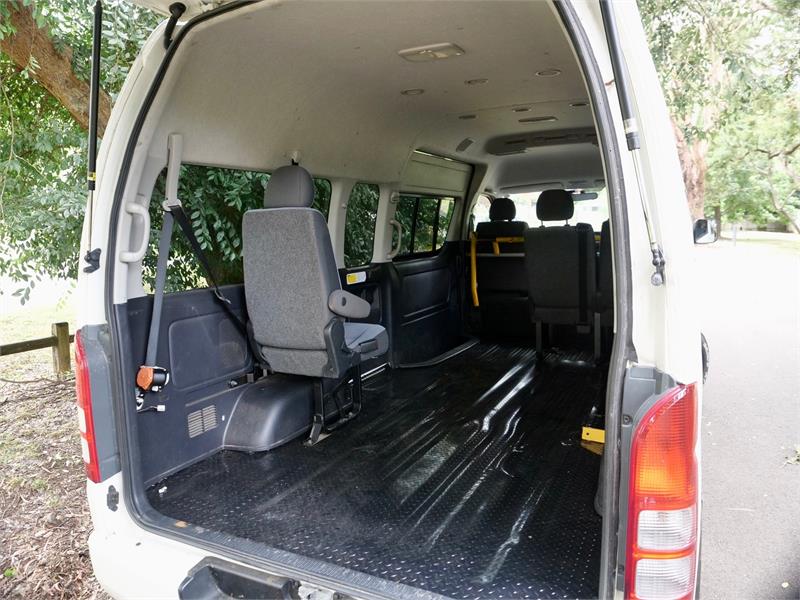2013 TOYOTA HIACE TRH228R MY13 8S WELCAB AUTOMATIC VAN