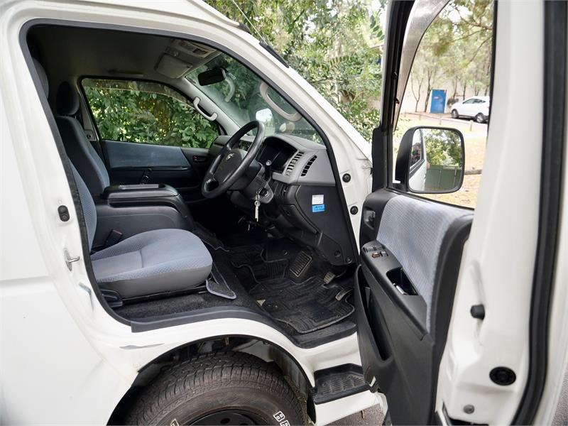 2013 TOYOTA HIACE TRH228R MY13 8S WELCAB AUTOMATIC VAN