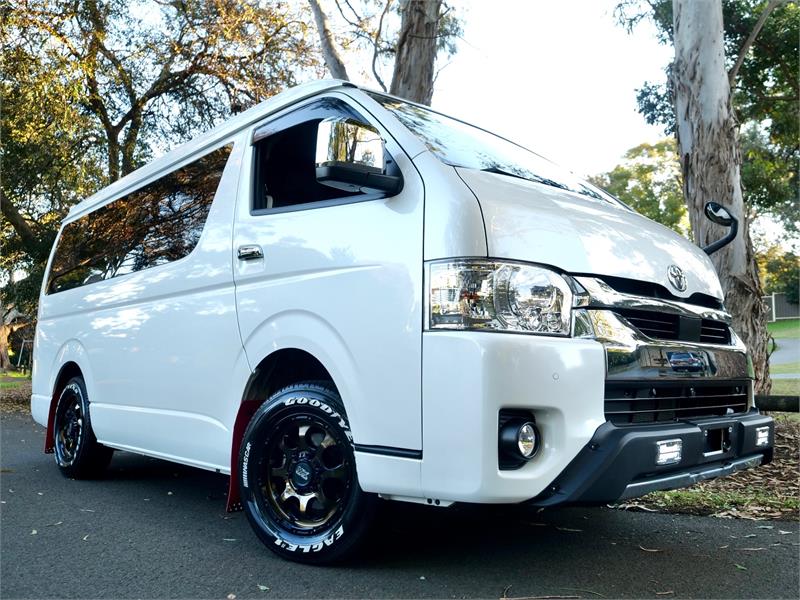 2020 TOYOTA HIACE TRH219R MY20 UPGRADE AUTOMATIC BUS