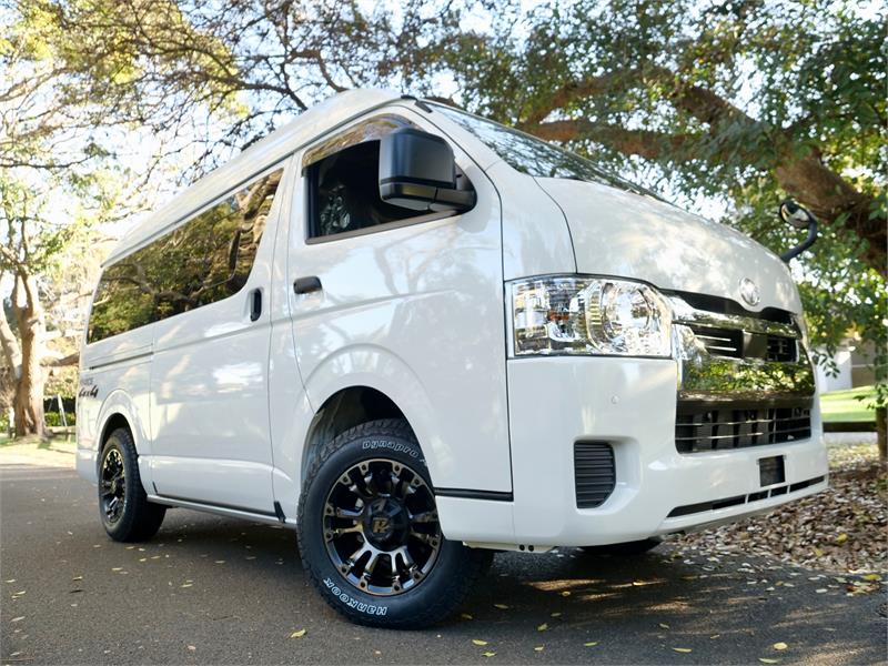 2022 TOYOTA HIACE GDH206R MY22 UPGRADE HIGH ROOF 6 SEATS AUTOMATIC VAN