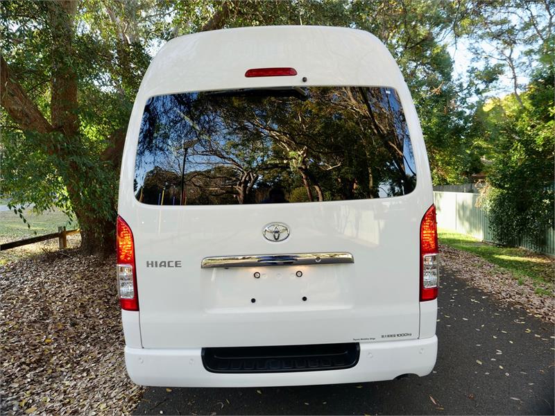2022 TOYOTA HIACE GDH206R MY22 UPGRADE HIGH ROOF 6 SEATS AUTOMATIC VAN