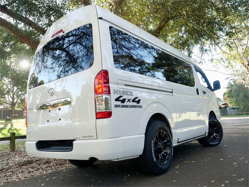 2022 TOYOTA HIACE GDH206R MY22 UPGRADE HIGH ROOF 6 SEATS AUTOMATIC VAN
