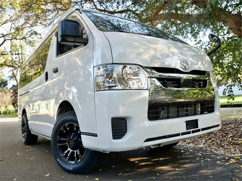 2022 TOYOTA HIACE GDH206R MY22 UPGRADE HIGH ROOF 6 SEATS AUTOMATIC VAN