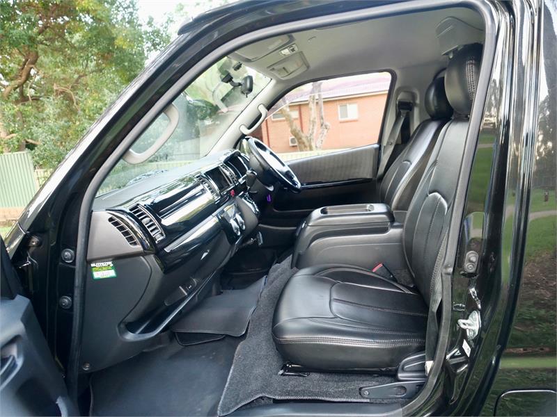 2010 TOYOTA HIACE KDH206R MY10 UPGRADE SUPER GL 4WD AUTOMATIC CAMPER