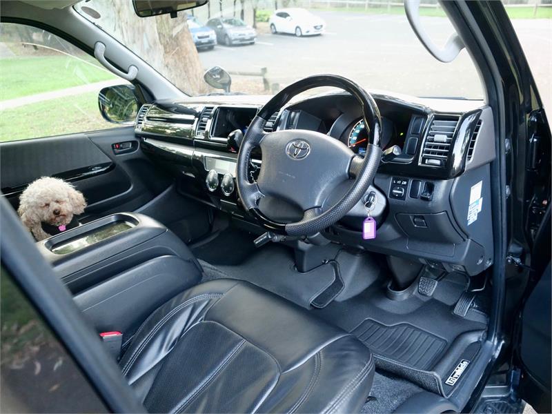 2010 TOYOTA HIACE KDH206R MY10 UPGRADE SUPER GL 4WD AUTOMATIC CAMPER